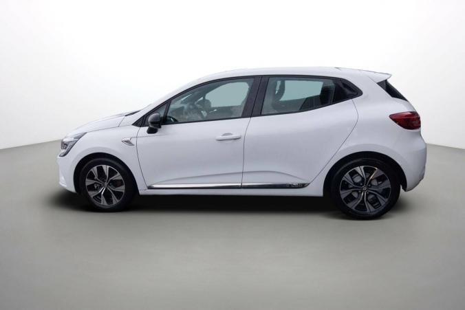 Vente en ligne Renault Clio 5 Clio E-Tech 140 - 21N au prix de 17 990 €