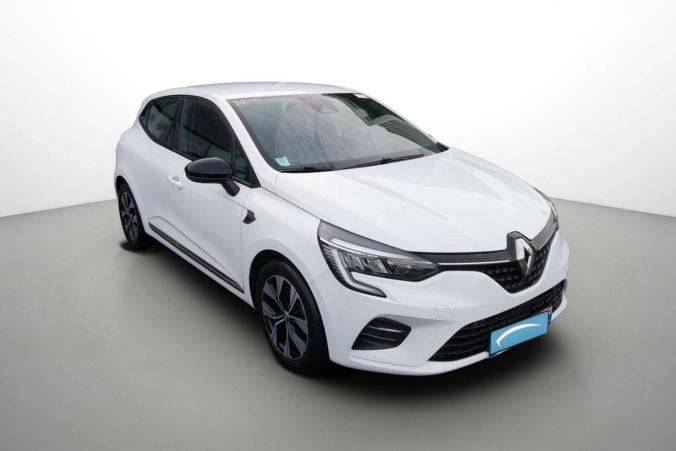 Vente en ligne Renault Clio 5 Clio E-Tech 140 - 21N au prix de 17 990 €