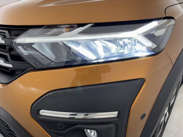 Vente en ligne Dacia Sandero  TCe 90 au prix de 13 990 €