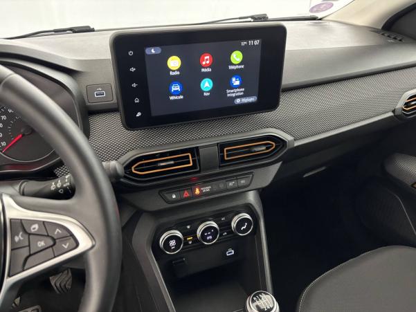 Vente en ligne Dacia Sandero  TCe 90 au prix de 13 990 €