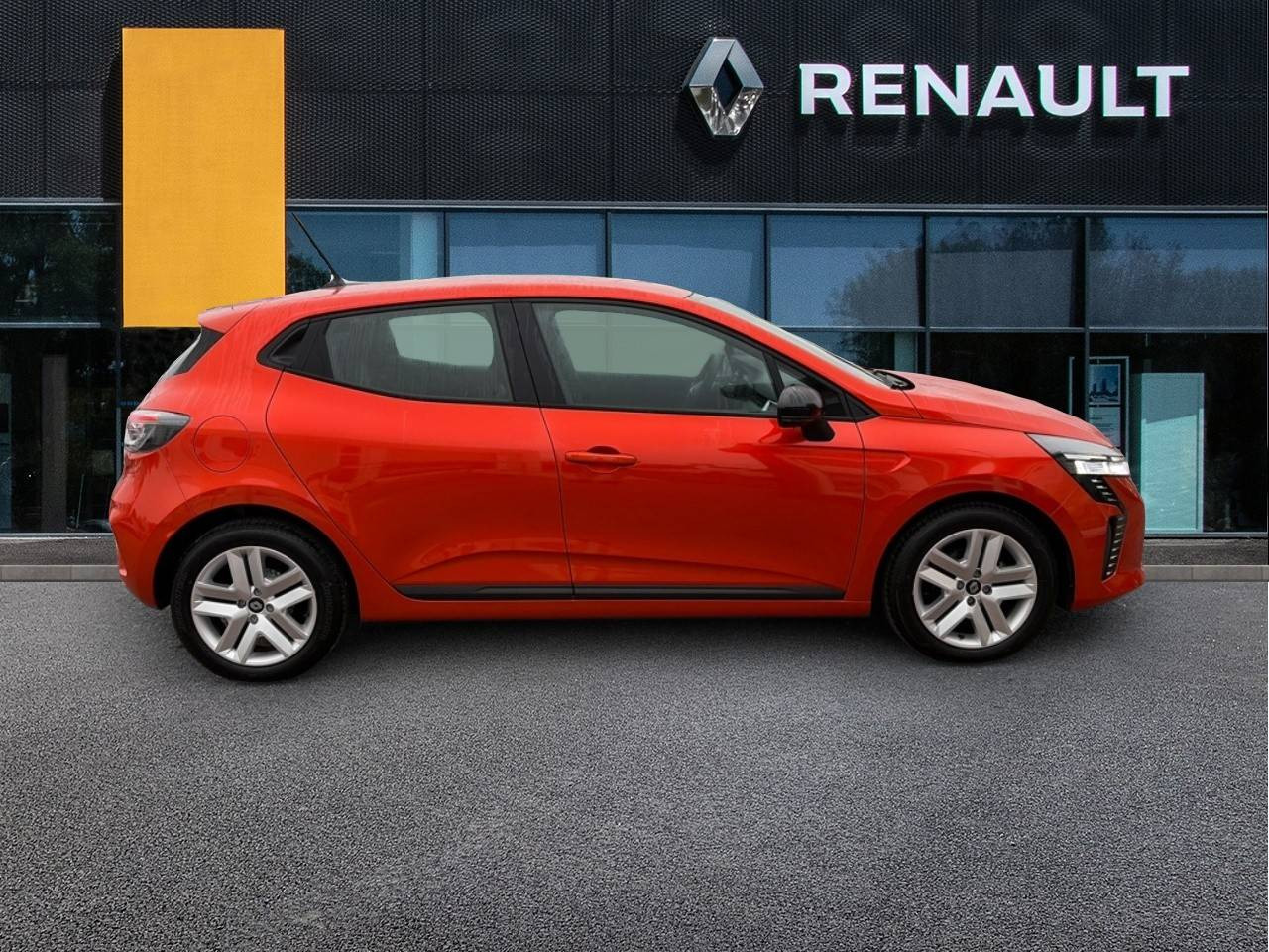 Vente en ligne Renault Clio 5 Clio TCe 90 ch GSR2 au prix de 16 990 €