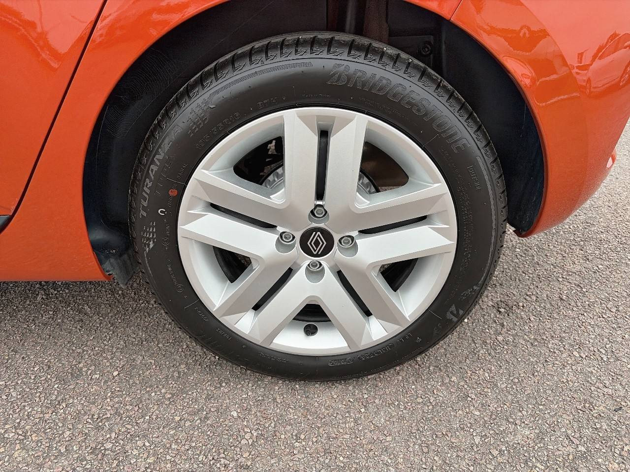 Vente en ligne Renault Clio 5 Clio TCe 90 ch GSR2 au prix de 16 990 €