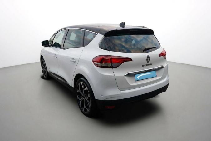 Vente en ligne Renault Scenic 4 Scenic TCe 140 EDC au prix de 22 900 €