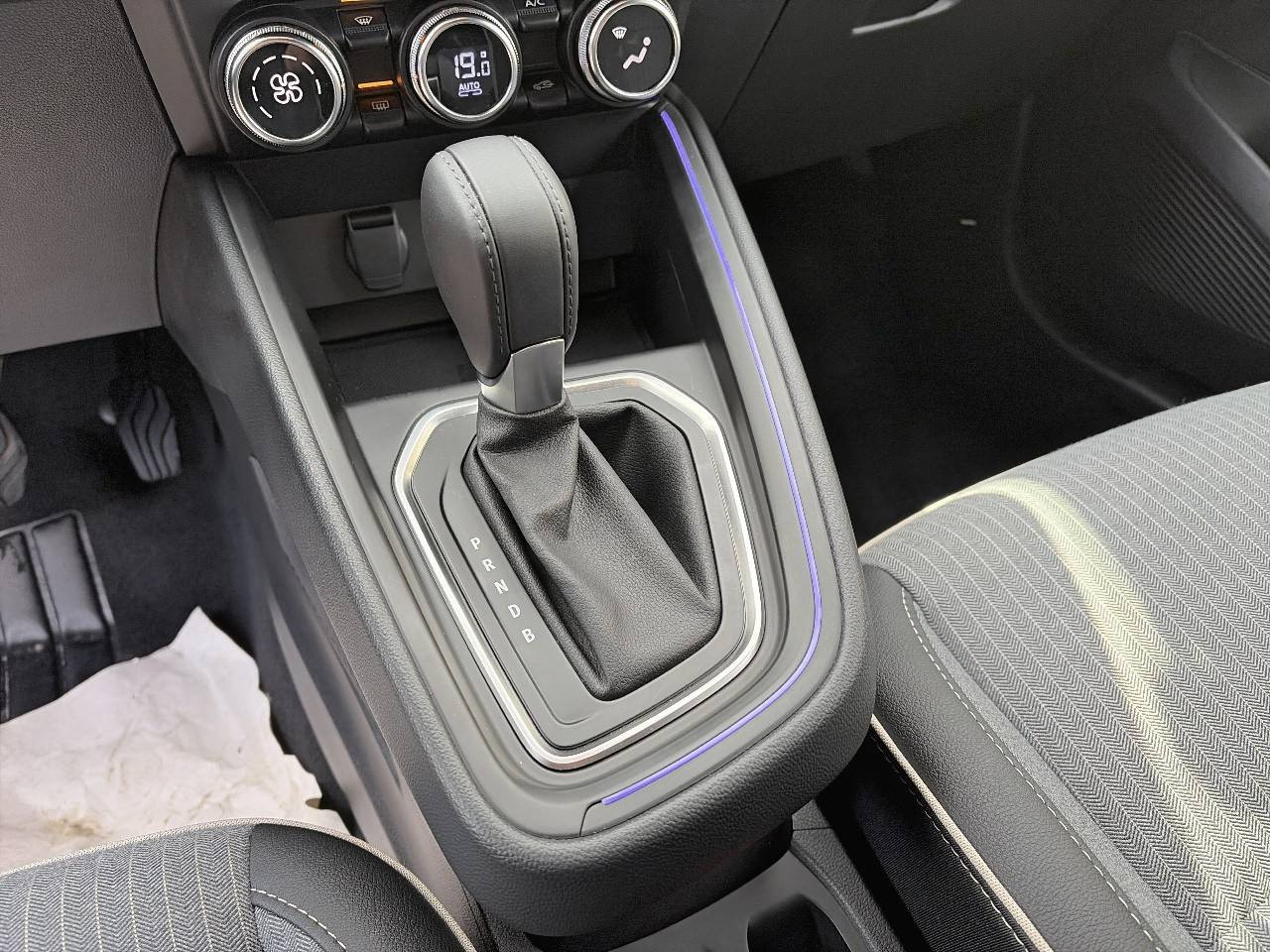 Vente en ligne Renault Clio 5 Clio E-Tech full hybrid 145 ch GSR2 au prix de 21 990 €