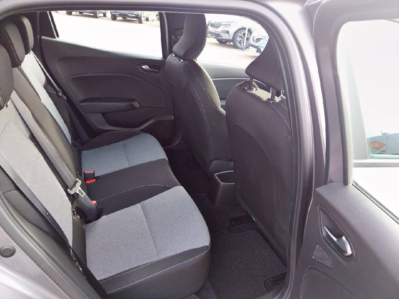 Vente en ligne Renault Clio 5 Clio E-Tech full hybrid 145 au prix de 18 490 €