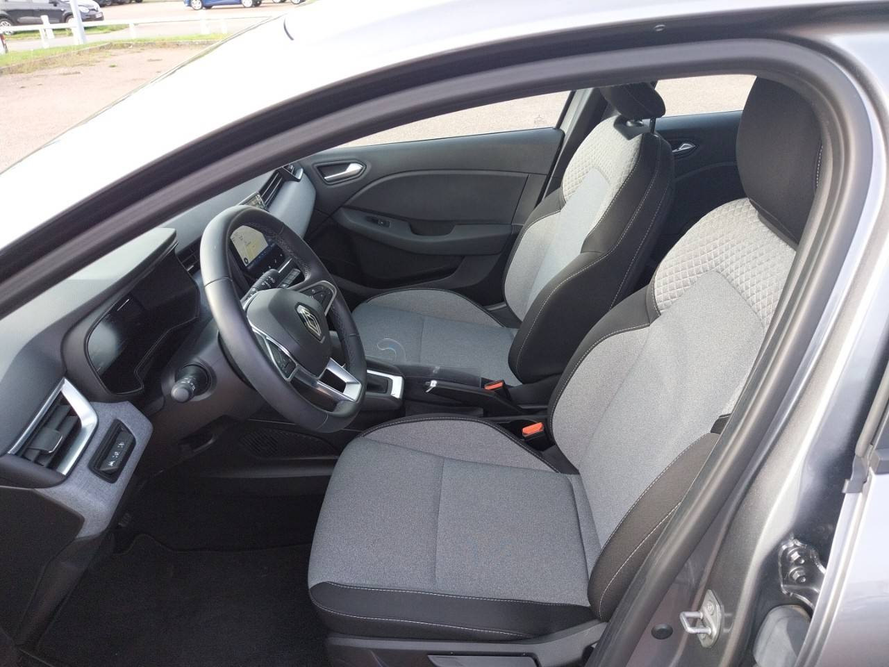 Vente en ligne Renault Clio 5 Clio E-Tech full hybrid 145 au prix de 18 490 €