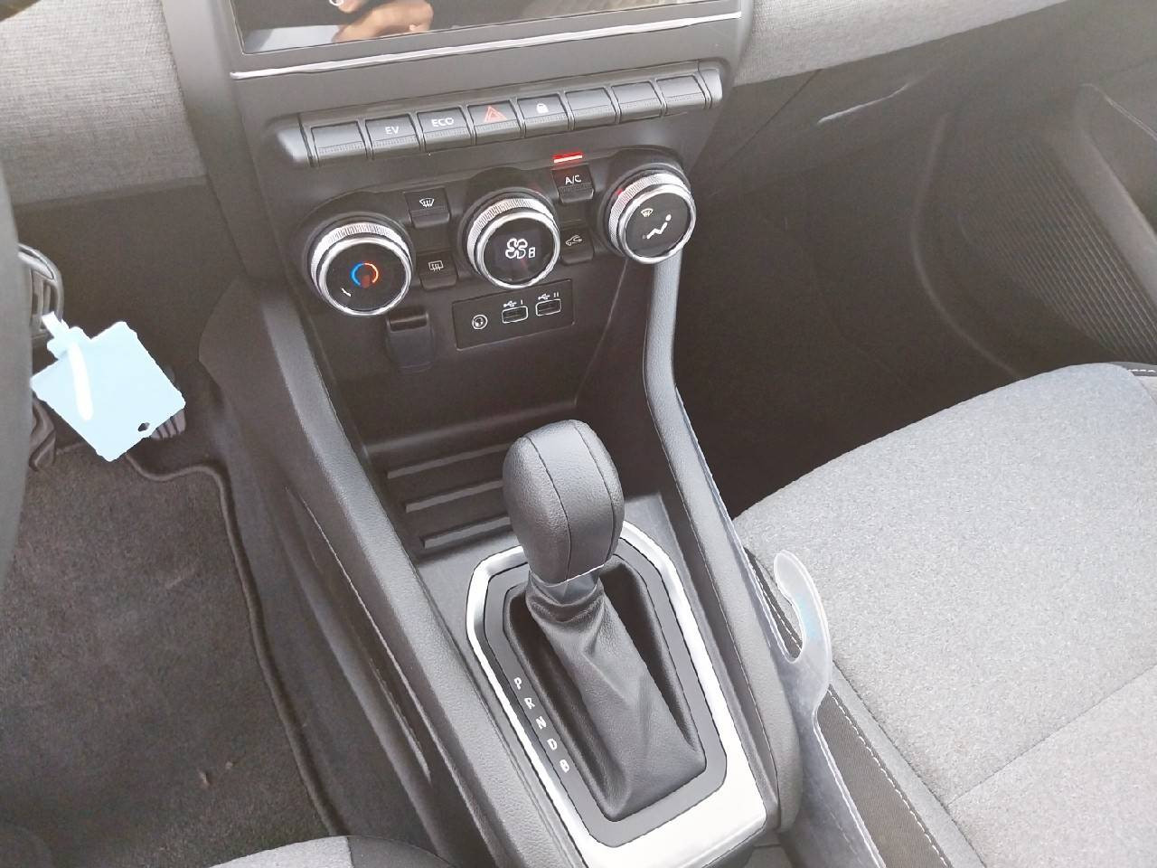 Vente en ligne Renault Clio 5 Clio E-Tech full hybrid 145 au prix de 18 490 €