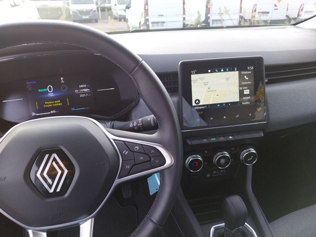 Vente en ligne Renault Clio 5 Clio E-Tech full hybrid 145 au prix de 18 490 €