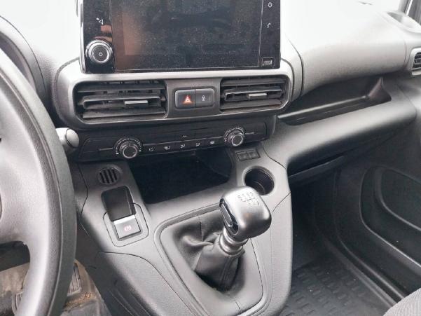 Vente en ligne Citroën Berlingo  XL 950 BLUEHDI 130 S&S BVM6 au prix de 16 490 €