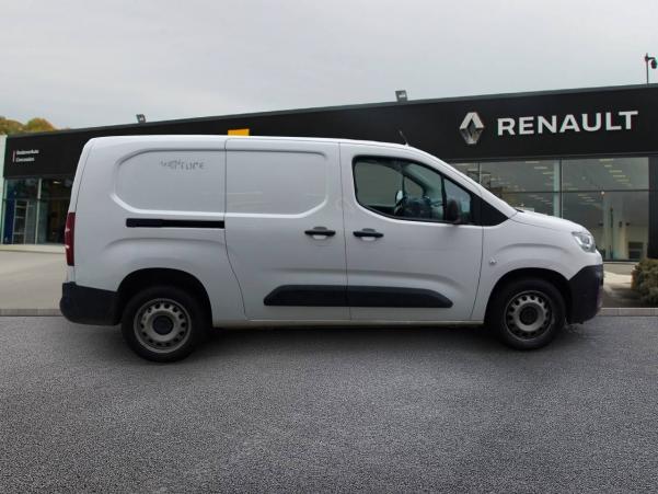 Vente en ligne Citroën Berlingo  XL 950 BLUEHDI 130 S&S BVM6 au prix de 16 490 €