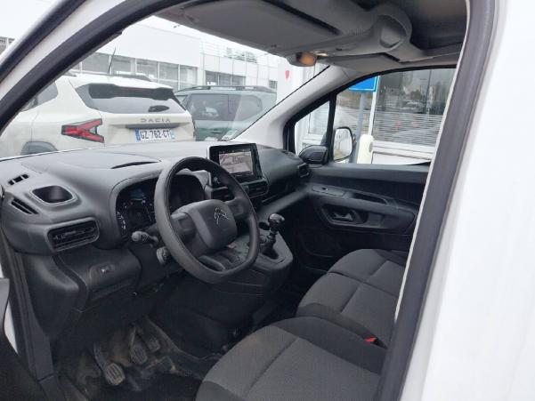 Vente en ligne Citroën Berlingo  XL 950 BLUEHDI 130 S&S BVM6 au prix de 16 490 €