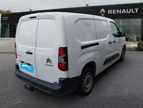 Vente en ligne Citroën Berlingo  XL 950 BLUEHDI 130 S&S BVM6 au prix de 16 490 €