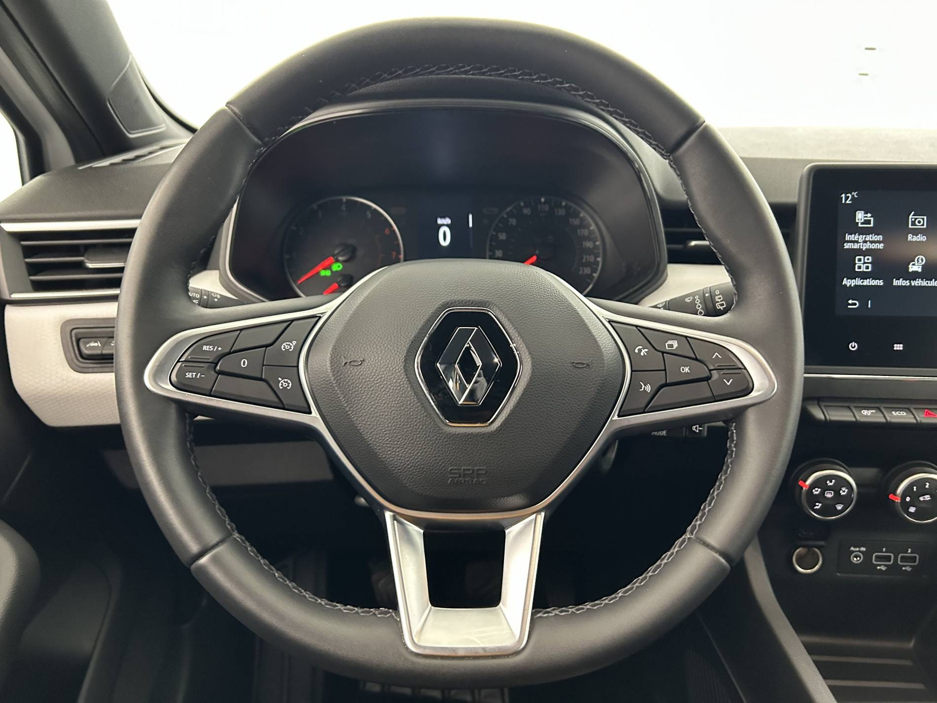 Vente en ligne Renault Clio 5 Clio TCe 90 - 21N au prix de 14 990 €