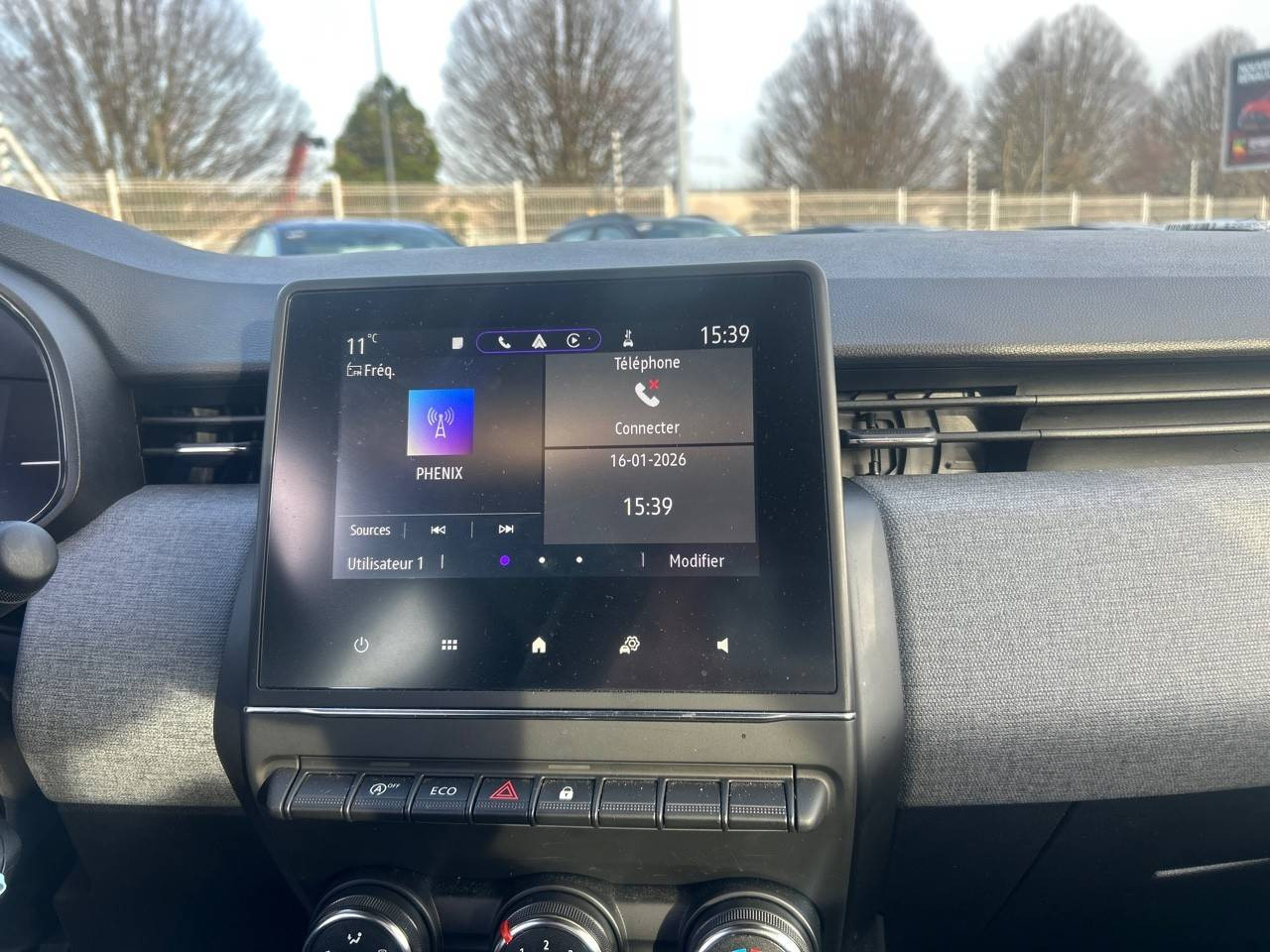 Vente en ligne Renault Clio 5 Clio TCe 90 au prix de 15 990 €