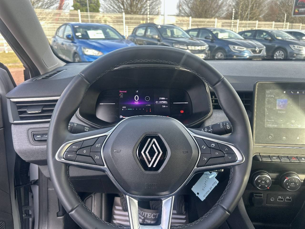 Vente en ligne Renault Clio 5 Clio TCe 90 au prix de 15 990 €