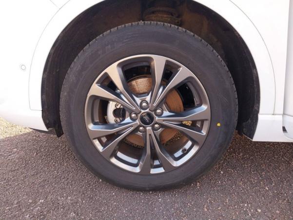 Vente en ligne Ford Kuga  2.5 Duratec 225 ch PHEV Powershift au prix de 22 990 €