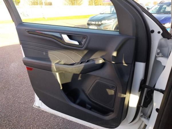 Vente en ligne Ford Kuga  2.5 Duratec 225 ch PHEV Powershift au prix de 22 990 €