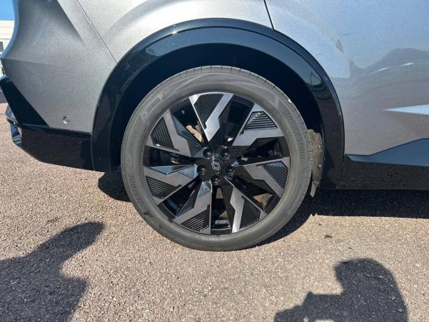 Vente en ligne Renault Rafale  E-Tech full hybrid 200 au prix de 44 990 €
