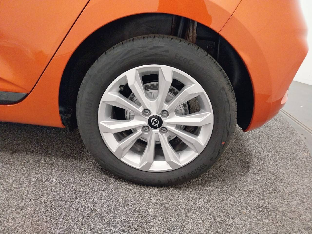 Vente en ligne Renault Clio 5 Clio TCe 90 ch au prix de 18 500 €