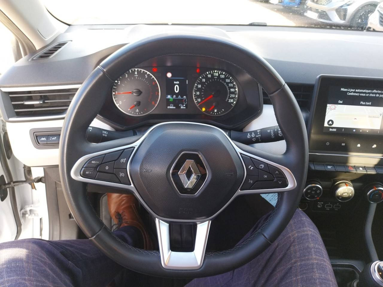 Vente en ligne Renault Clio 5 Clio SCe 65 au prix de 13 990 €