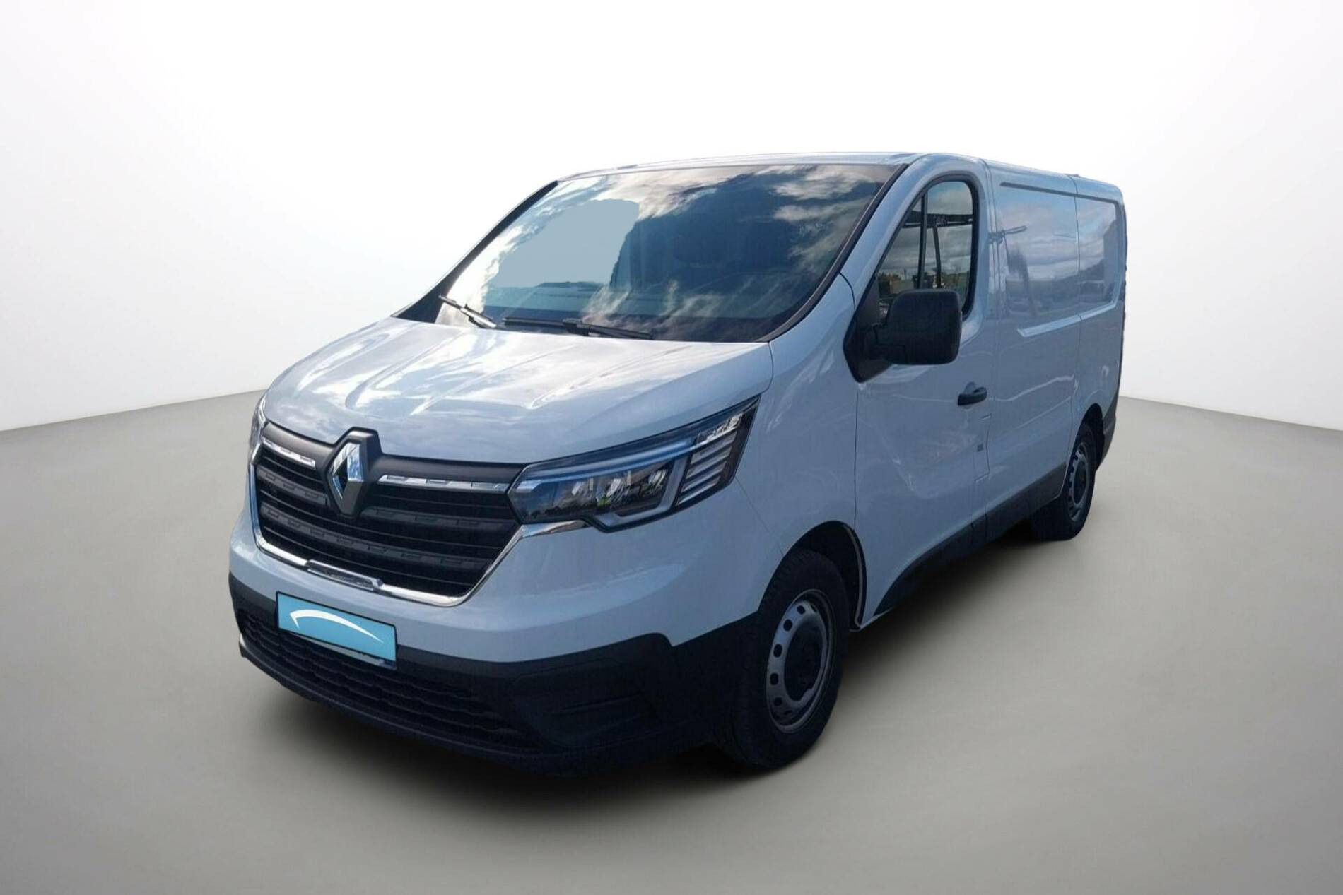 Vente en ligne Renault Trafic 3 Fourgon TRAFIC FGN L1H1 3000 KG BLUE DCI 130 au prix de 20 790 €
