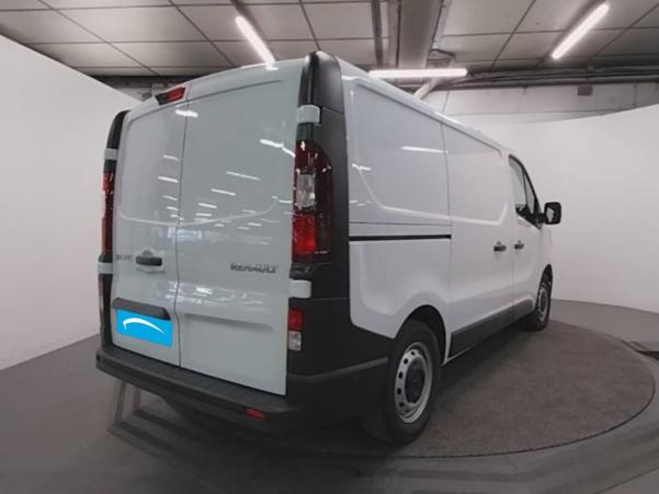 Vente en ligne Renault Trafic 3 Fourgon TRAFIC FGN L1H1 2800 KG BLUE DCI 130 au prix de 30 990 €