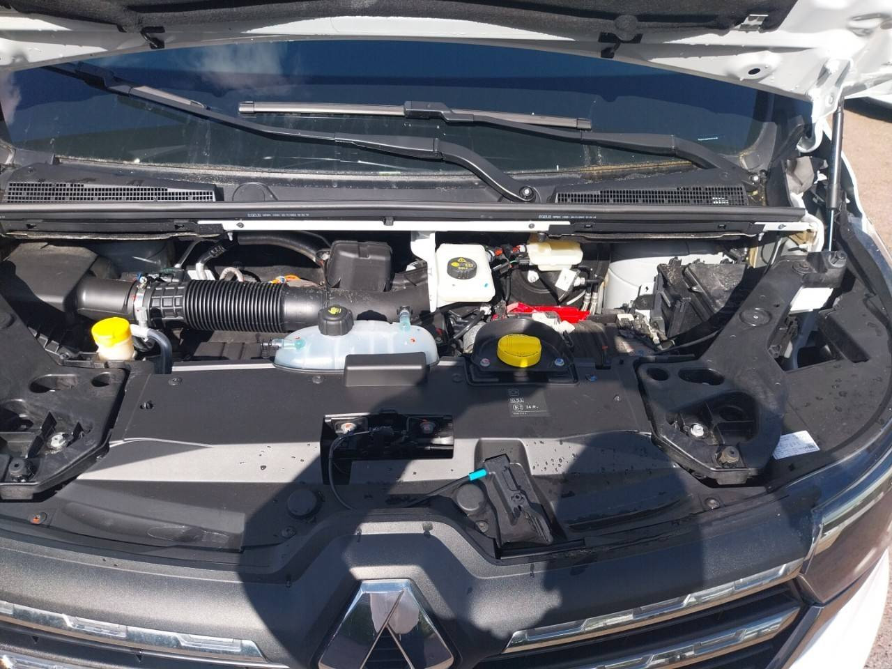 Vente en ligne Renault Trafic 3 Fourgon TRAFIC FGN L2H1 3000 KG BLUE DCI 130 au prix de 24 990 €