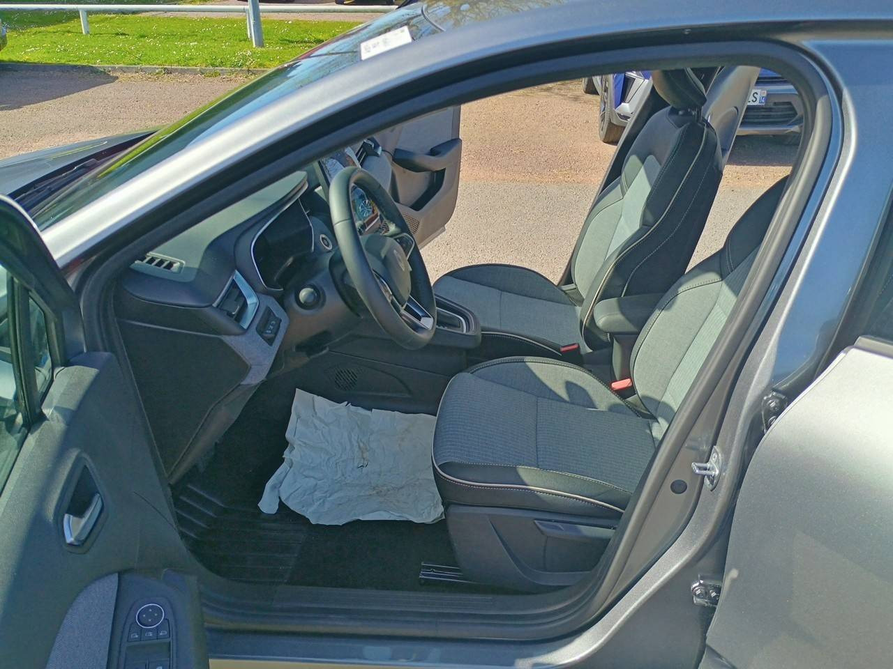 Vente en ligne Renault Clio 5 Clio E-Tech full hybrid 145 ch GSR2 au prix de 22 990 €