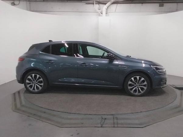 Vente en ligne Renault Megane 4  Blue dCi 115 EDC au prix de 23 990 €