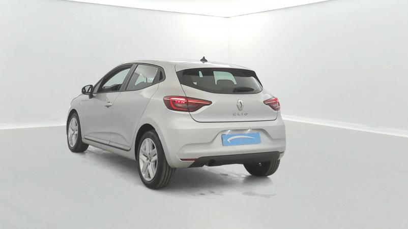 Vente en ligne Renault Clio 5 Clio Blue dCi 100 - 21N au prix de 15 290 €