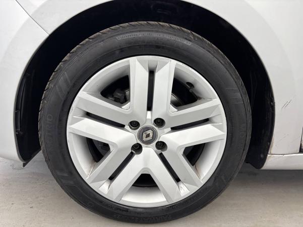 Vente en ligne Renault Clio 5 Clio Blue dCi 100 - 21N au prix de 15 290 €
