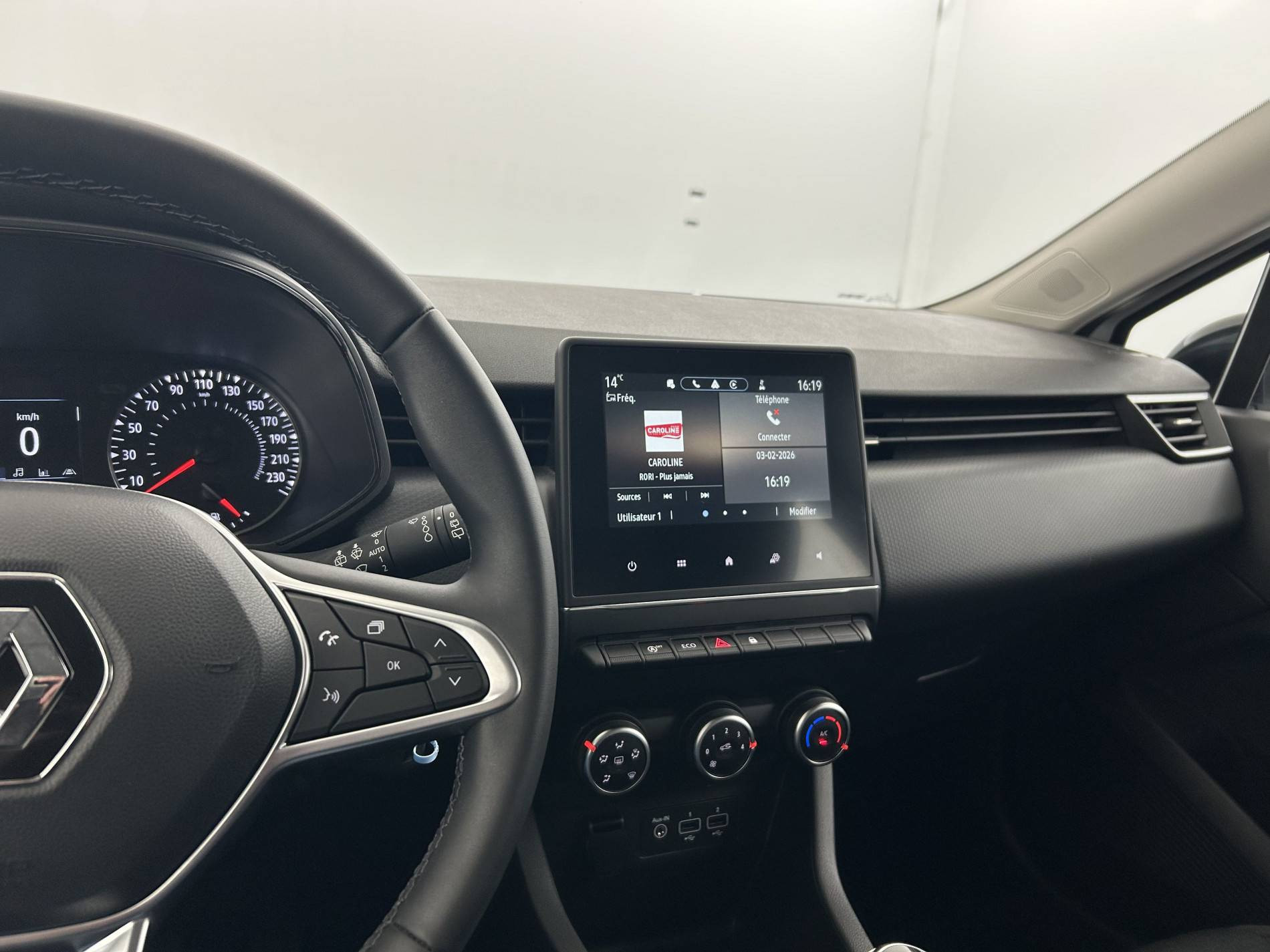 Vente en ligne Renault Clio 5 Clio TCe 90 au prix de 14 490 €