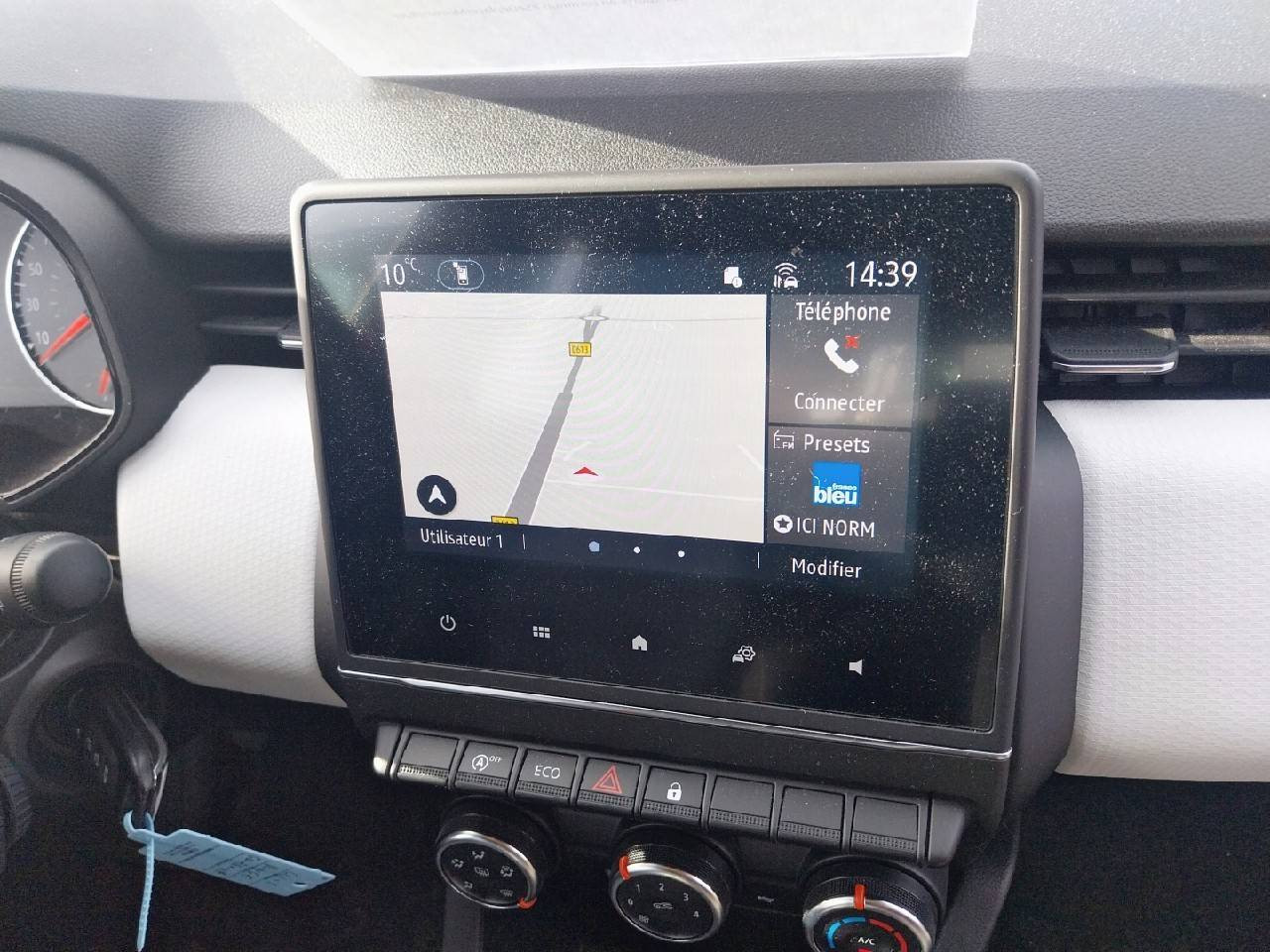 Vente en ligne Renault Clio 5 Clio TCe 90 - 21N au prix de 14 990 €