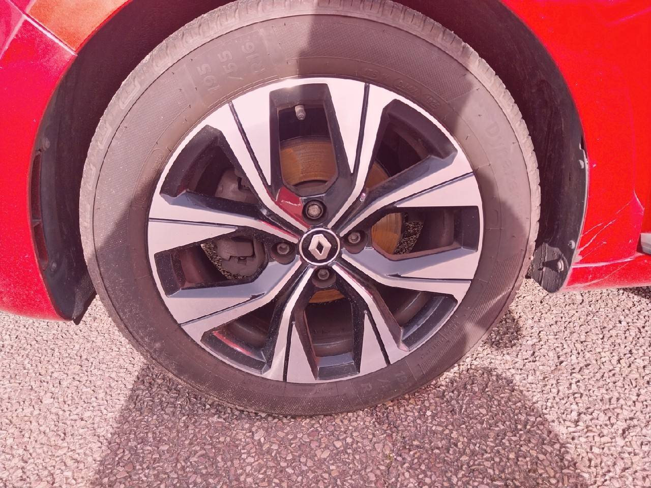 Vente en ligne Renault Clio 5 Clio TCe 90 - 21N au prix de 14 990 €