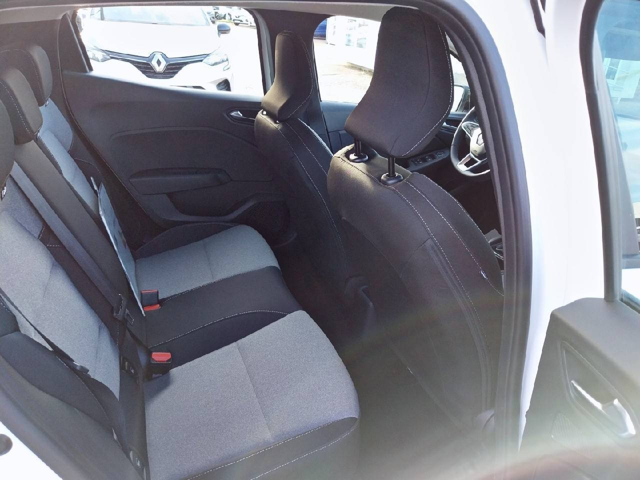 Vente en ligne Renault Clio 5 Clio SCe 65 au prix de 14 590 €