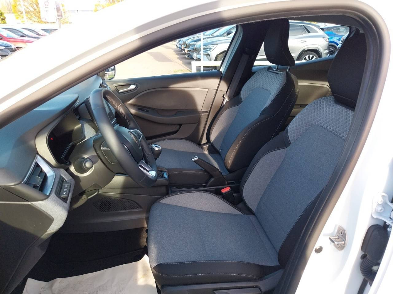 Vente en ligne Renault Clio 5 Clio SCe 65 au prix de 14 590 €