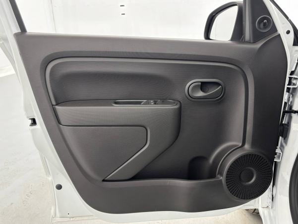 Vente en ligne Renault Twingo Electrique Twingo III E-Tech au prix de 11 990 €