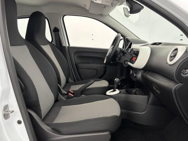 Vente en ligne Renault Twingo Electrique Twingo III E-Tech au prix de 11 990 €