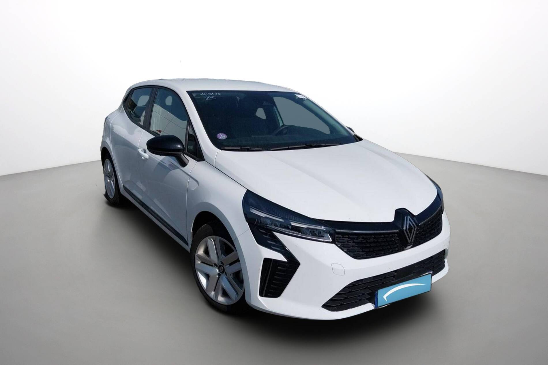 Vente en ligne Renault Clio 5 Clio E-Tech full hybrid 145 au prix de 18 290 €