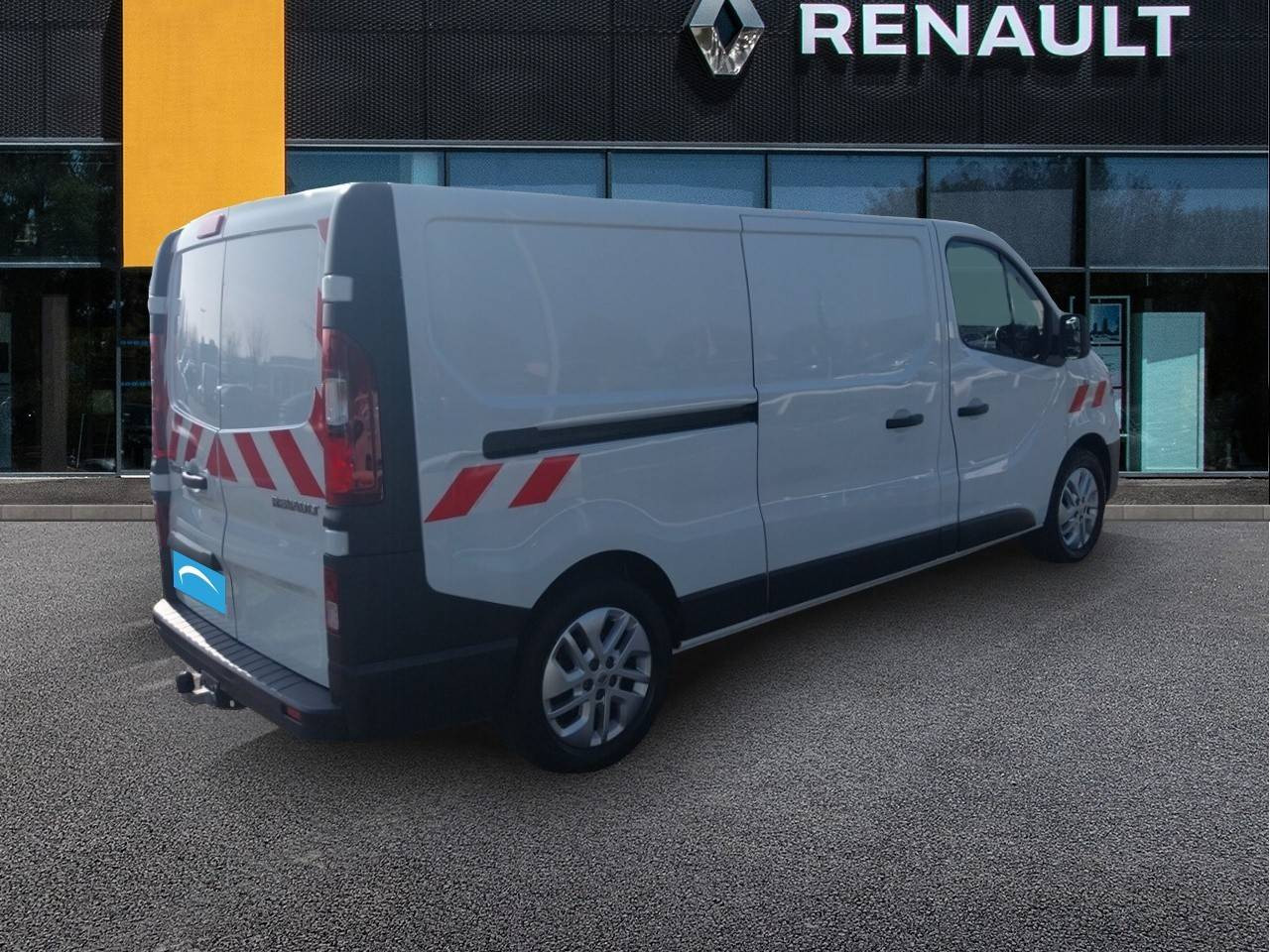 Vente en ligne Renault Trafic 3 Fourgon TRAFIC FGN L2H1 1300 KG DCI 120 au prix de 20 990 €