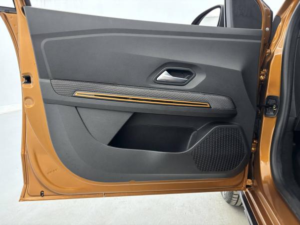 Vente en ligne Dacia Sandero  ECO-G 100 au prix de 13 790 €