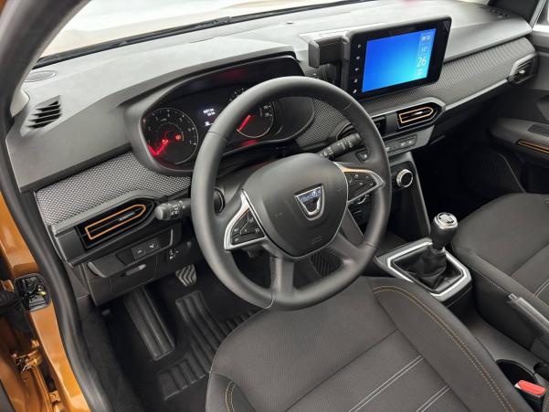 Vente en ligne Dacia Sandero  ECO-G 100 au prix de 13 790 €