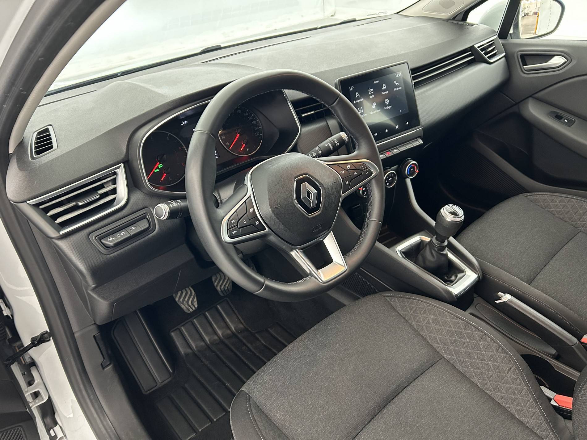 Vente en ligne Renault Clio 5 Clio Blue dCi 85 au prix de 12 990 €