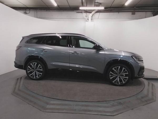 Vente en ligne Renault Nouveau Espace Espace E-Tech hybrid 200 au prix de 45 500 €