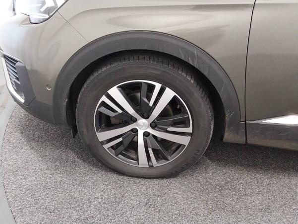 Vente en ligne Peugeot 5008  BlueHDi 130ch S&S EAT8 au prix de 19 390 €