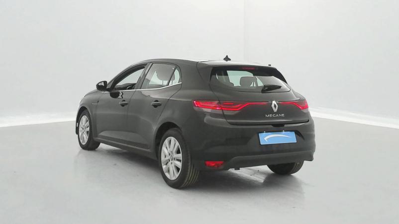 Vente en ligne Renault Megane 4 Mégane IV Berline TCe 140 EDC FAP au prix de 15 590 €