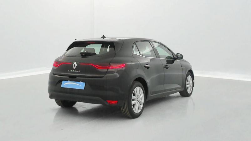 Vente en ligne Renault Megane 4 Mégane IV Berline TCe 140 EDC FAP au prix de 15 590 €