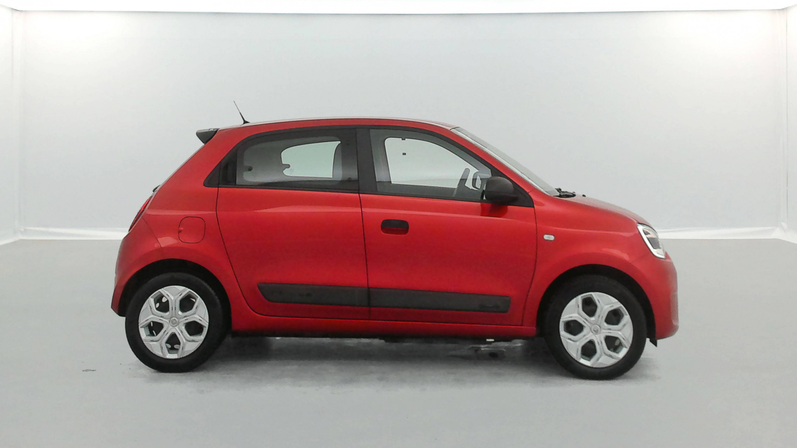 Vente en ligne Renault Twingo Electrique Twingo III E-Tech au prix de 10 790 €