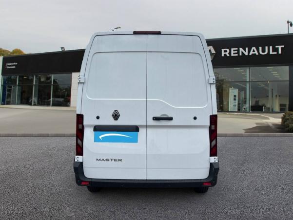 Vente en ligne Renault Master MASTER FGN TRAC 3T3 L2H2 BLUE DCI 130 au prix de 31 900 €