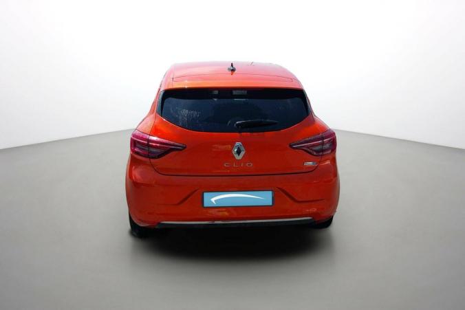 Vente en ligne Renault Clio 5 Clio E-Tech 140 au prix de 15 590 €